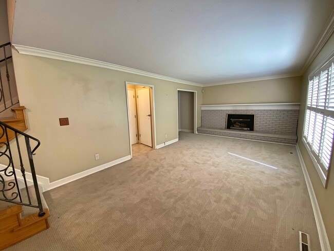 Building Photo - 7446 S Hudson Way