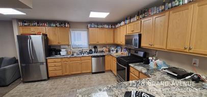 Building Photo - 1528 Grand Ave