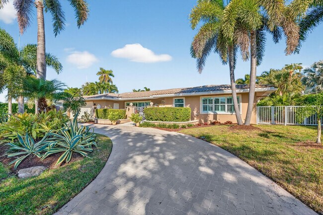 Building Photo - 2871 NE 26th Ct