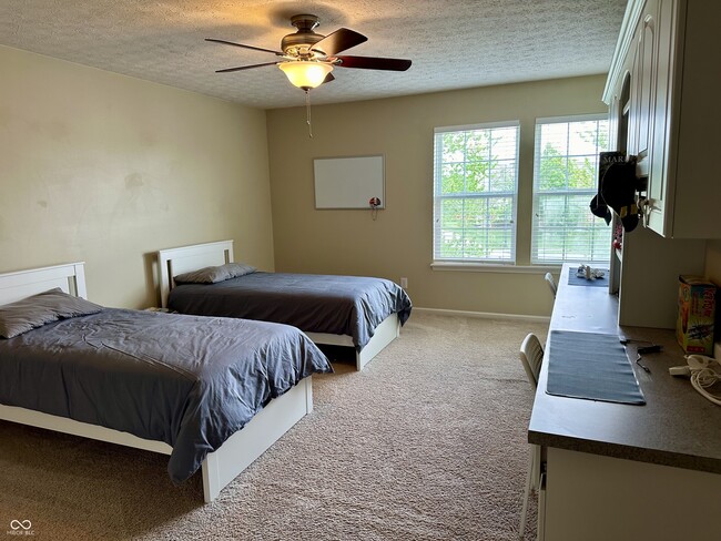 Building Photo - 14215 Charity Chase Cir