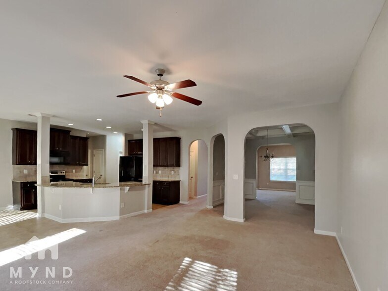 Building Photo - 1576 Pressley Ln