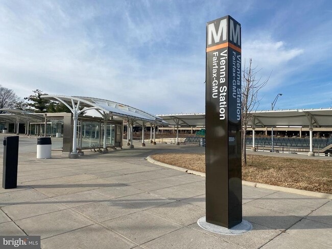 Building Photo - 3116 Cedar Grove Dr