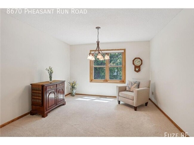 Building Photo - 8670 Pheasant Run Rd