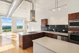 Building Photo - 3820 Roswell Rd NE