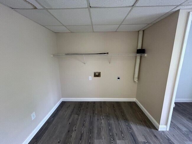 Building Photo - 1115 Trails End