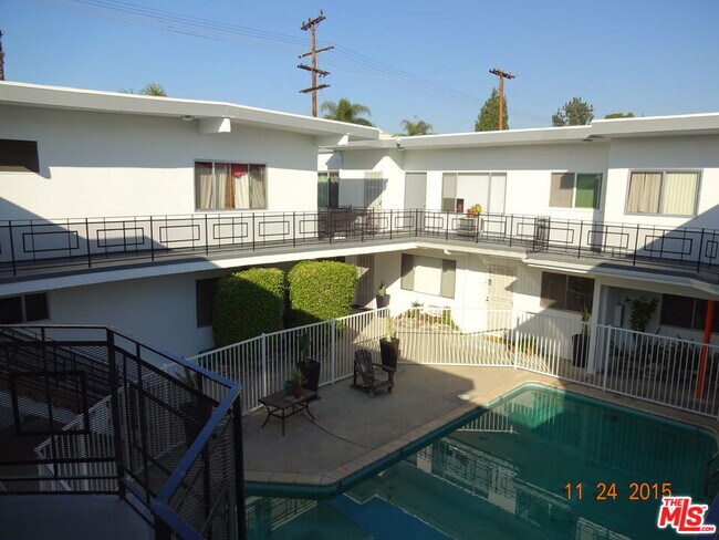Building Photo - 5360 Kester Ave