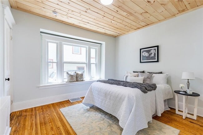 Building Photo - 567 Hayward Ave