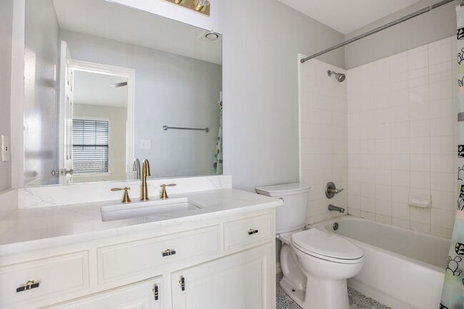Building Photo - 4804 Appleridge Dr
