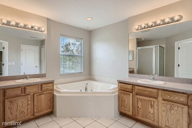 Building Photo - 5 br, 4 bath House - 29740 Prairie Falcon Dr