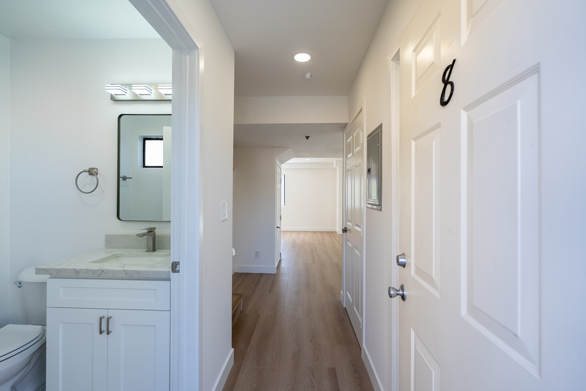 Building Photo - 123 S Roosevelt Ave