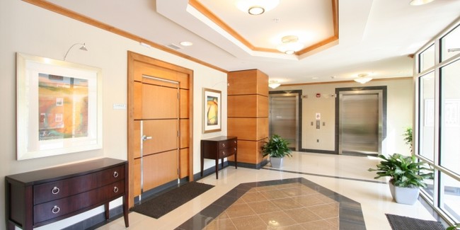 Lobby Photo - Thomas Place