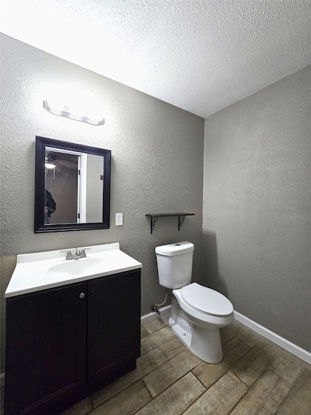 Building Photo - 12008 Bellafonte Dr