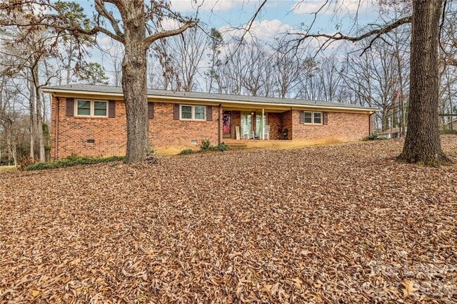 Building Photo - 24752 Kates Dr