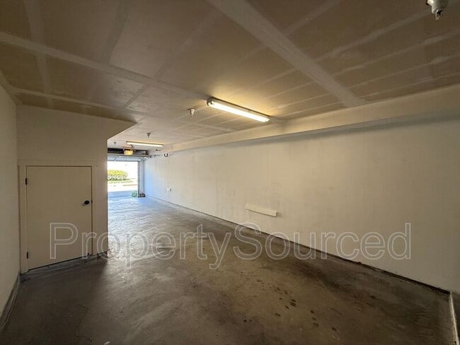 Building Photo - 170 North St