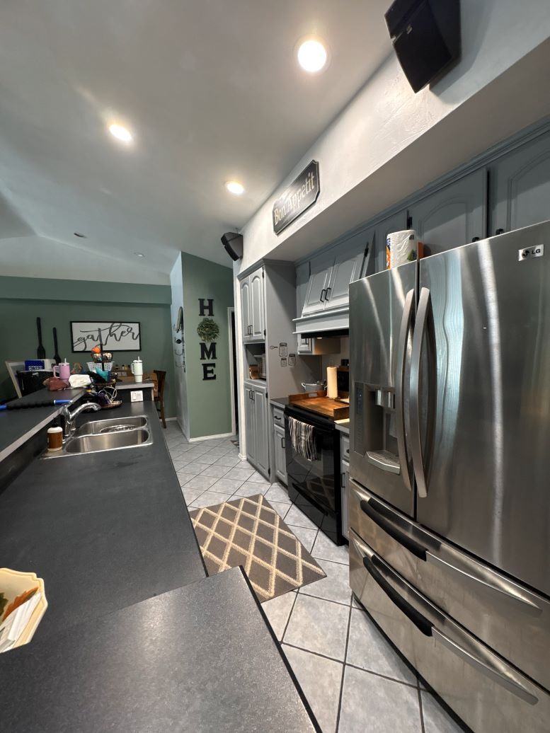 kitchen - 13501 Velp Ave