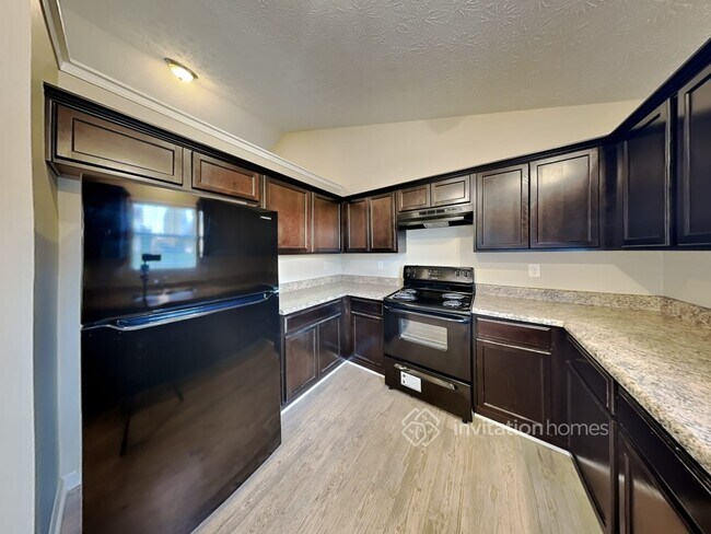 Building Photo - 2169 Silver Thorn Ct