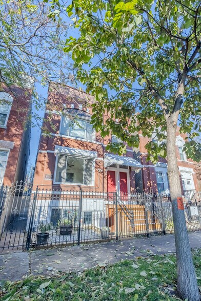 Primary Photo - 1420 N Campbell Ave