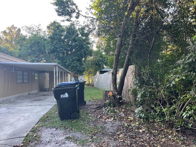 Building Photo - 6954 Pompeii Rd