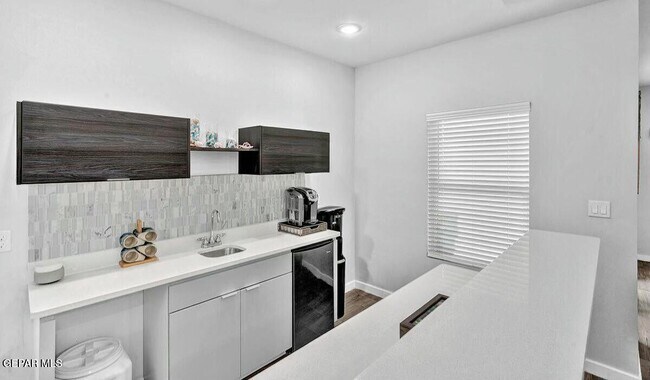 Building Photo - 992 Stamfordham Dr