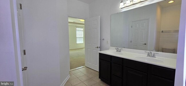Building Photo - 5658 Virginia Ln