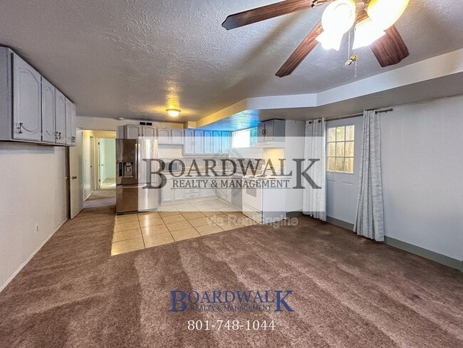 Building Photo - 1528 E 8640 S