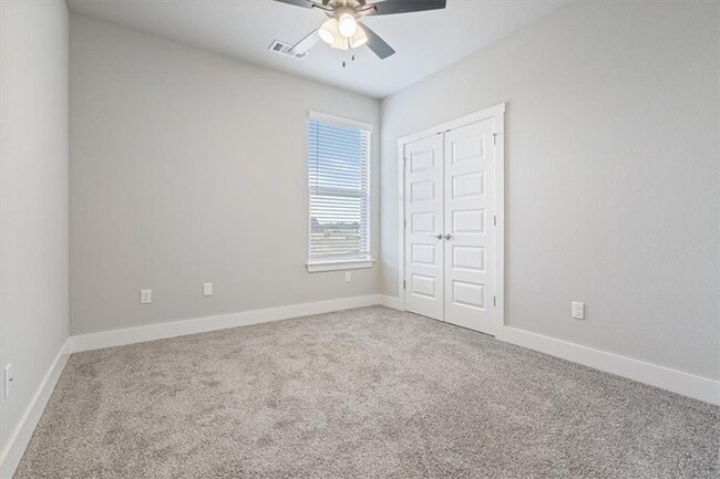 Building Photo - 6911 Orange Ave