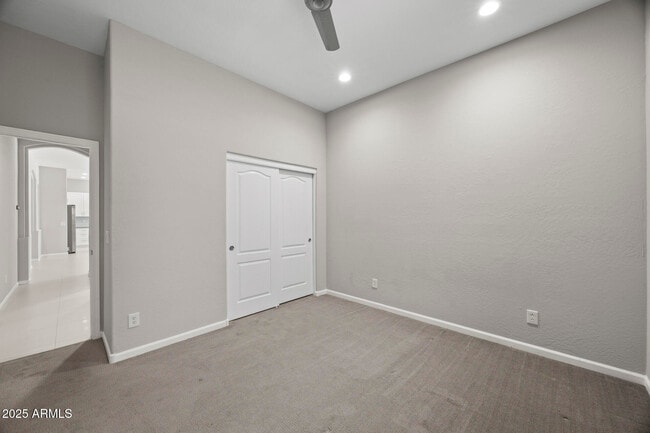 Building Photo - 16861 N 106th Way