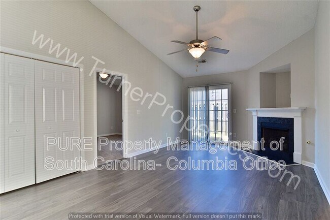 Building Photo - 251 Blue Savannah St