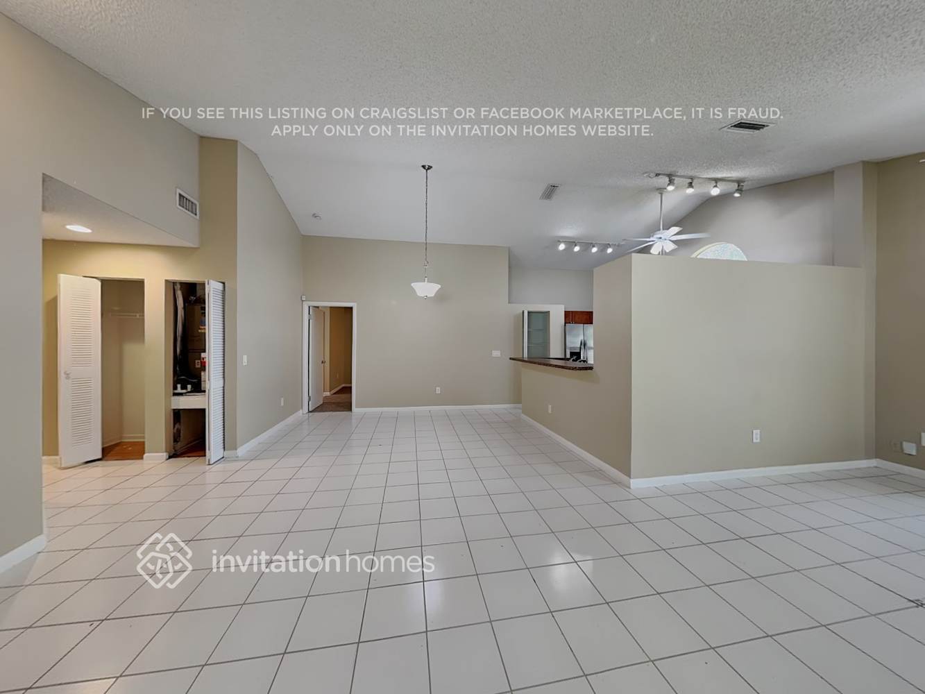 Building Photo - 1333 E Glen Oak Rd