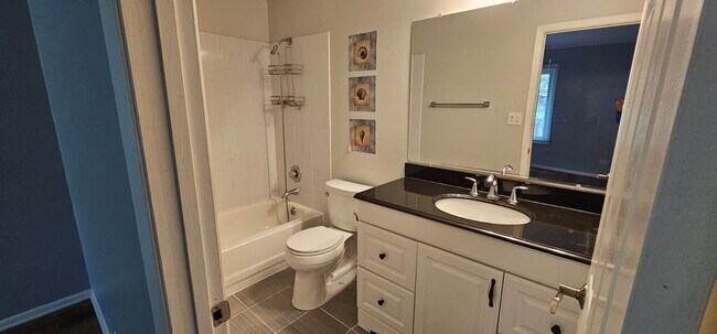 Building Photo - 988 Butter Creek Ct