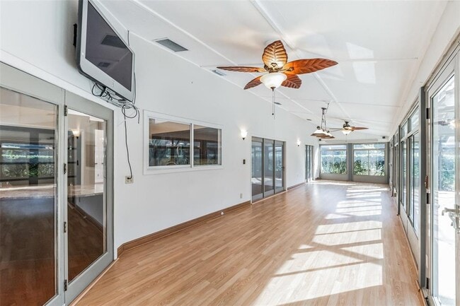 Building Photo - 109 Estates Cir