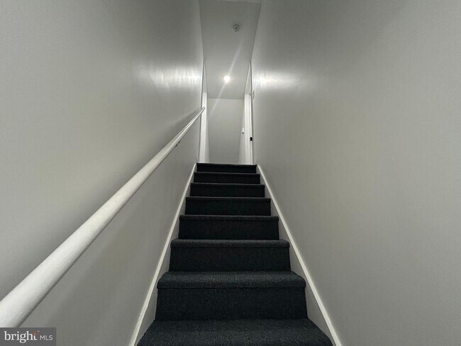 Building Photo - 222 W Patterson St