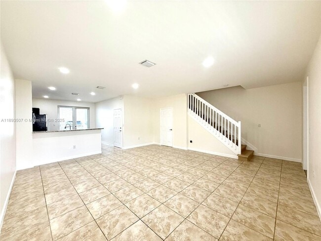 Building Photo - 9446 SW 170th Passage