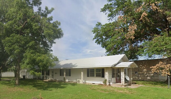 Building Photo - 2nd Street Duplex