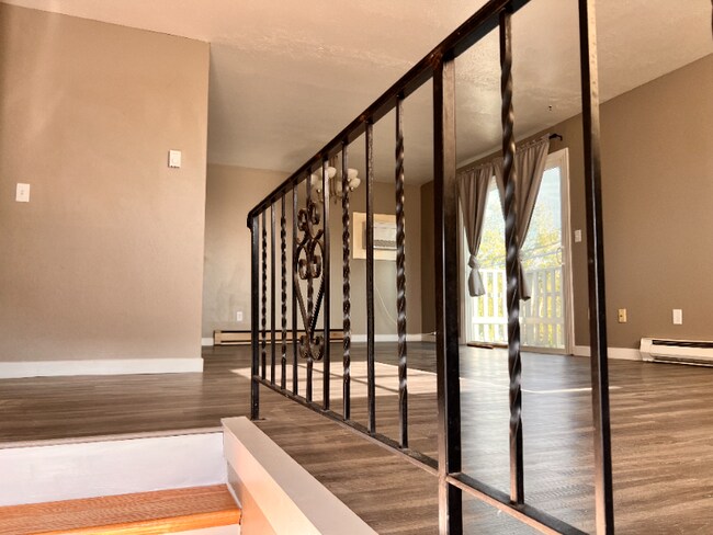 Building Photo - 117 E Euclid Ave