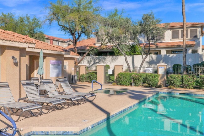 Building Photo - 1024 E Frye Rd