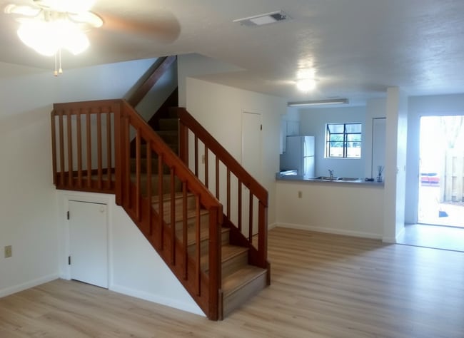 Building Photo - 2125 SW 39th Way