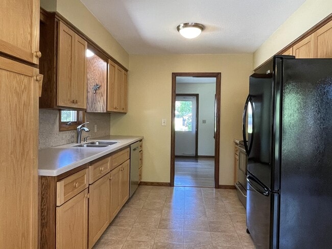 Building Photo - 6806 W 24th St