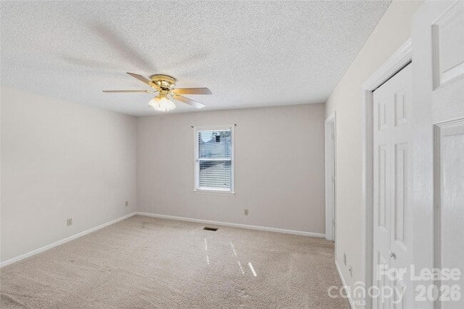 Building Photo - 1607 McFarland Dr