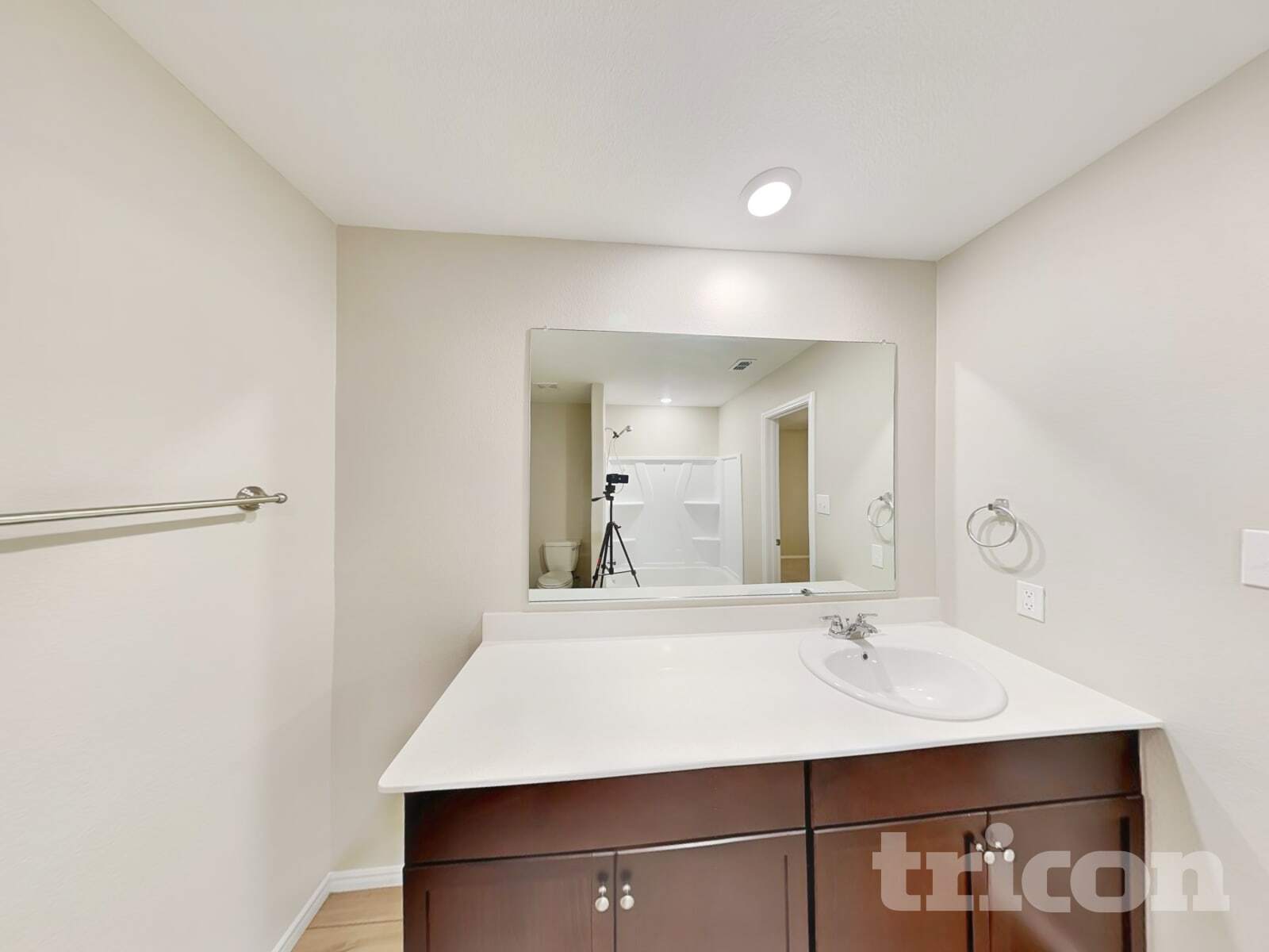 Building Photo - 1001 Odlozil Ln