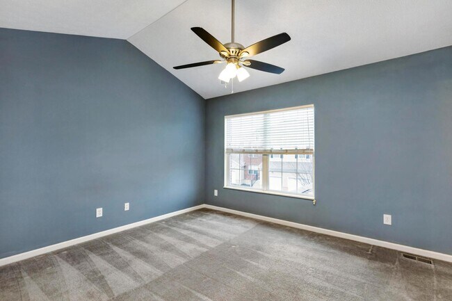 Building Photo - 6479 Walnut Fork Dr