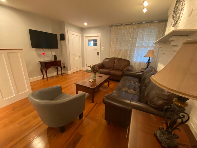 Building Photo - 519 S Trenton Ave