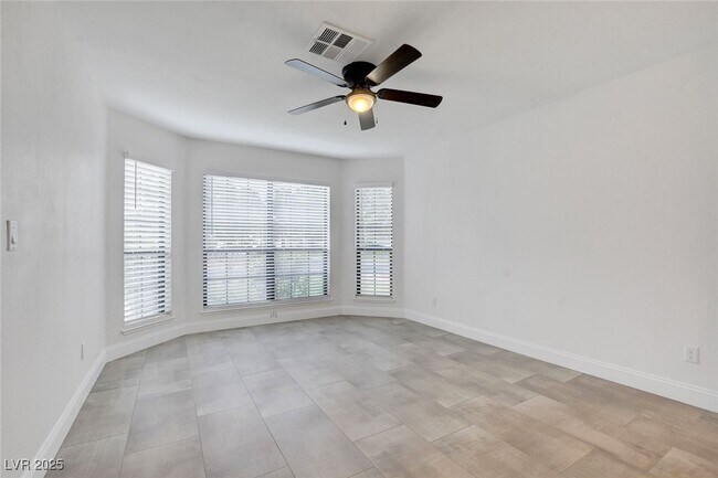 Building Photo - 5100 Linkside Dr