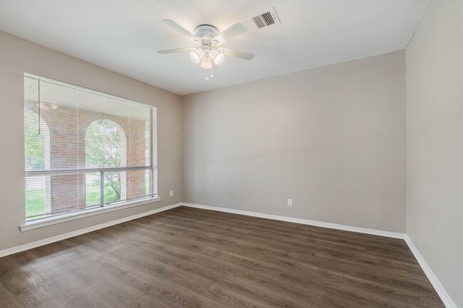Building Photo - 1210 Neal Pickett Dr