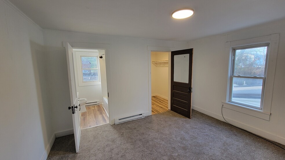 Building Photo - 74 Blocker St