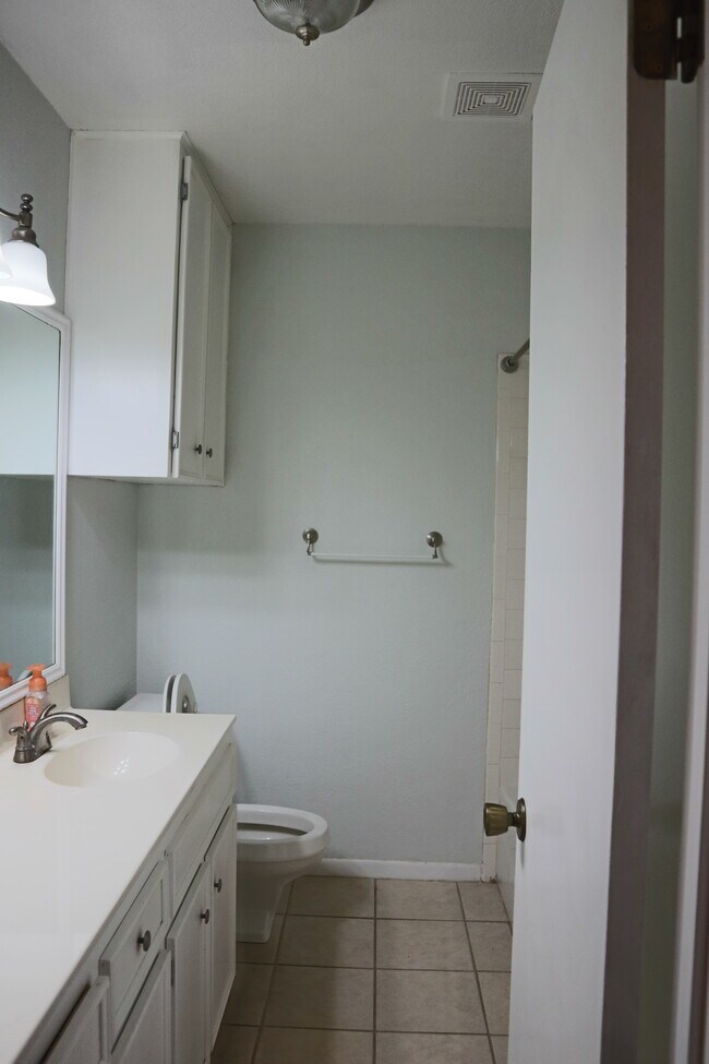 Building Photo - 12912 Powderhorn St