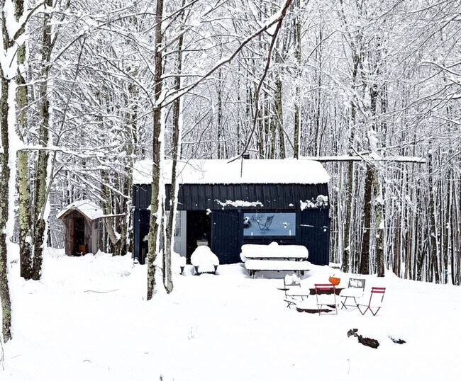 Building Photo - 385 Mountain Brook Rd