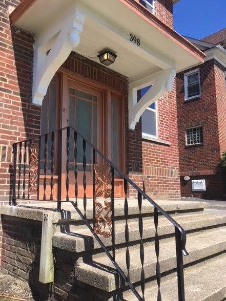front steps - 398 Douglas St