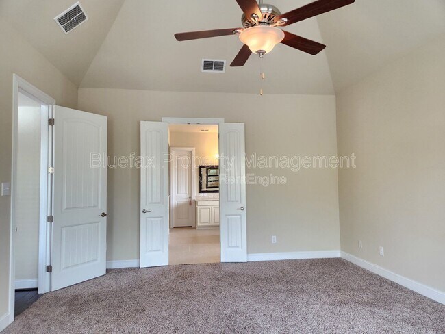 Building Photo - 11523 Lily Blair