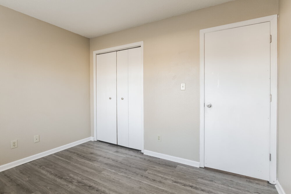 Building Photo - 1418 Green Spring Way